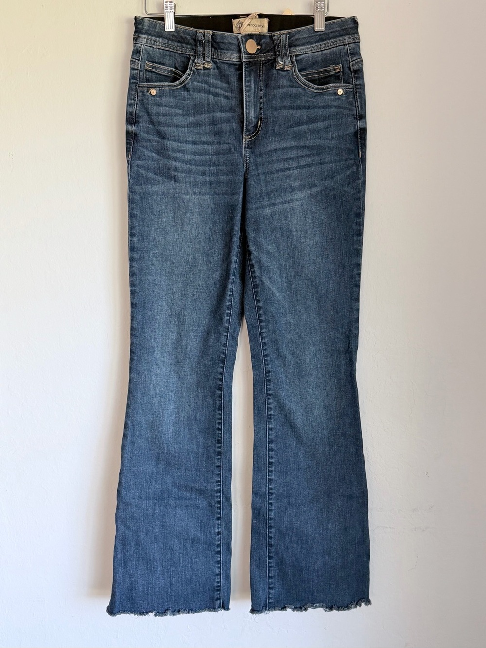 Democracy Absolution Flare Leg Fray Hem Stretch Jeans Medium Wash, Sz 6 NWT